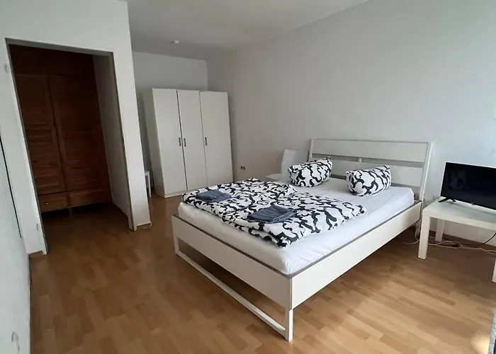 Апартаменты Gepflegte In Der Innenstadt